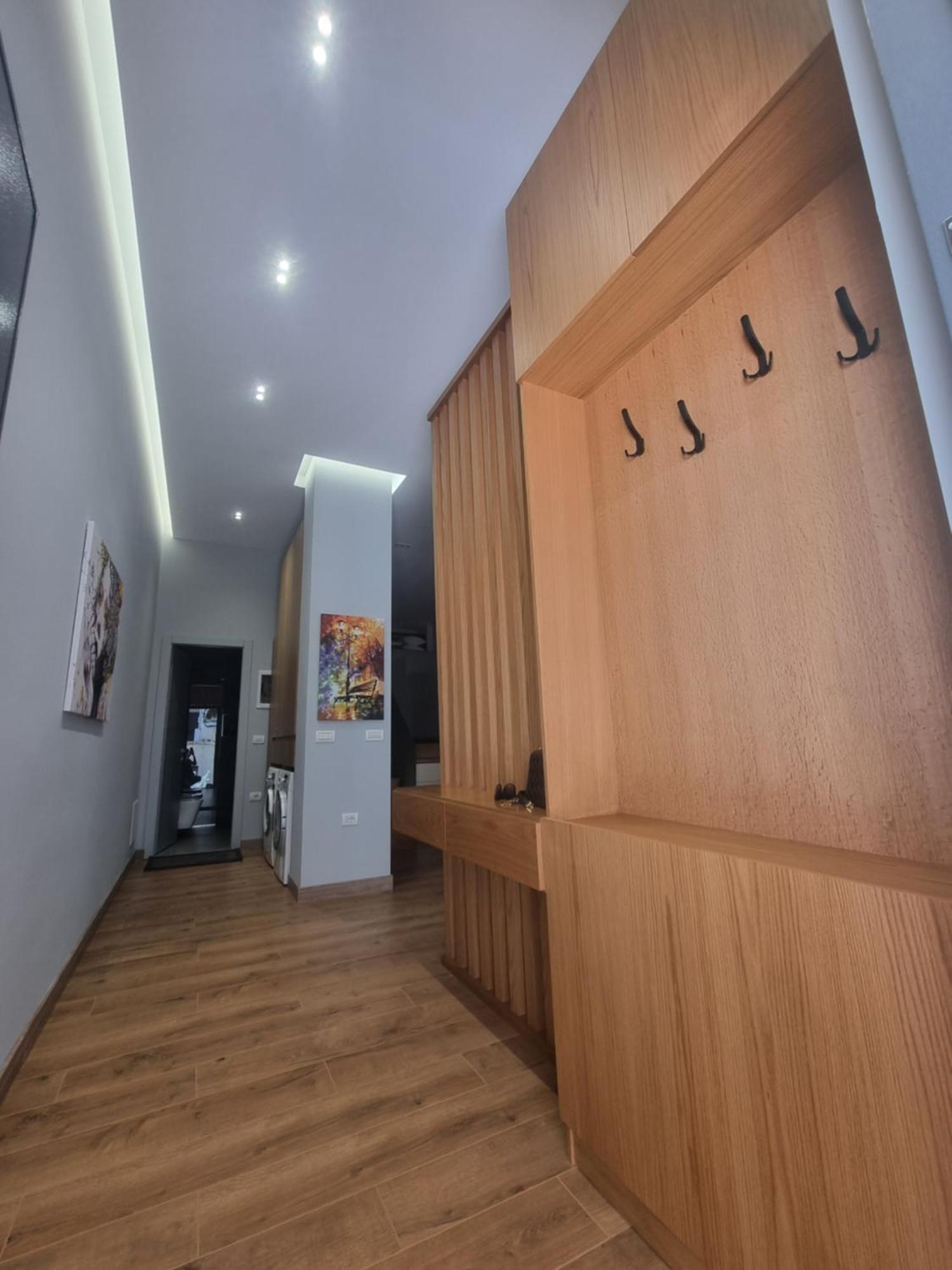 Centrepoint Stylish Apartment Tirana Exterior photo
